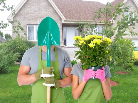 Gardener Hayes operative wearing PPE while working in a garden
